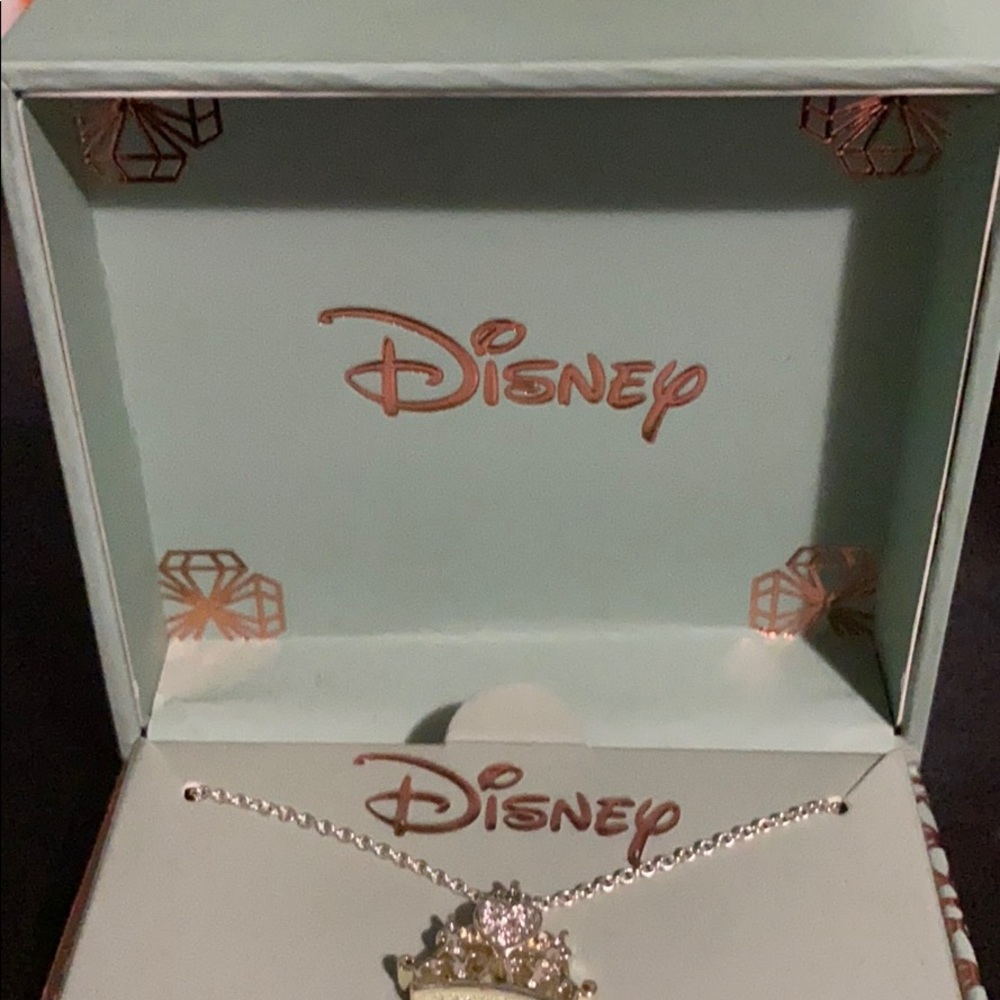 Disney princess necklace - Picture 2 of 7